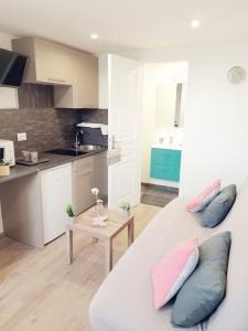 Photo de la galerie de l'établissement We Love Paris 5'RER C Paris Orly 15 min, à Savigny-sur-Orge