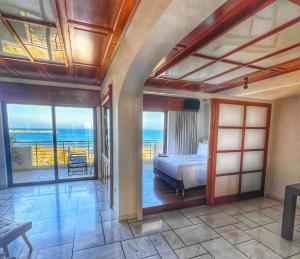 Postel nebo postele na pokoji v ubytování Home House Rethymno