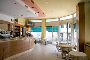 A restaurant or other place to eat at Hotel Conradi