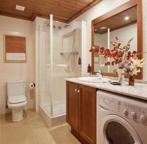 A bathroom at Val de Ruda Luxe 67 by FeelFree Rentals