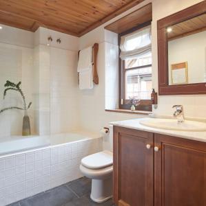 A bathroom at Val de Ruda Luxe 67 by FeelFree Rentals