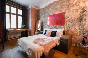 Brancovenian Elegance & Modern Comfort - Stunning 3BR near Cismigiu