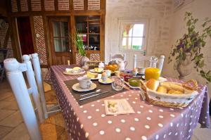 Gallery image of Entre Vignes et Châteaux Aux portes de Cheverny Chambord Chenonceau Beauval in Fougères-sur-Bièvre