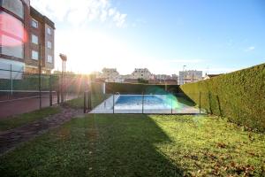 Kolam renang di atau dekat dengan s20 apartment pool/garden/terrac