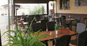 Restaurace v ubytování Hostal Al-Andalus