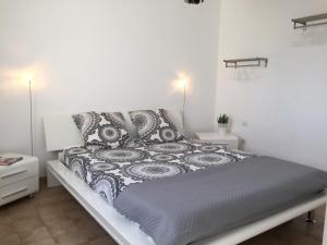 Ένα ή περισσότερα κρεβάτια σε δωμάτιο στο Rooftop appartement centre Arenes
