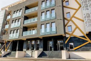 Το κτήριο όπου στεγάζεται  το διαμέρισμα