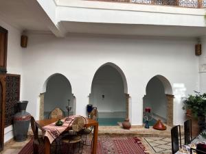 Posezení v ubytování Riad Villa El Arsa