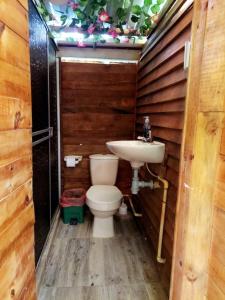 Ένα μπάνιο στο Hostel paraiso de colores
