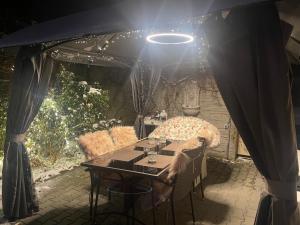 Fotografia z galérie ubytovania Alia house with garden in Piešťany v Piešťanoch