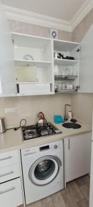 Kitchen o kitchenette sa Apartment Roin