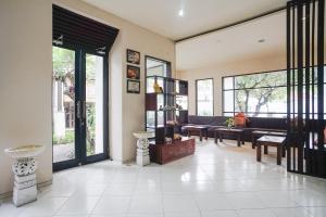 Posezení v ubytování Queen Rose Villa & Spa + 40 fotografií