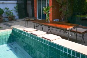 Bazén v ubytování Moccara Villa 10B/R with private pool. nebo v jeho okolí