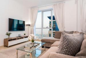Posezení v ubytování HomesGetaway - Cozy 2BR Apartment at The Torch Dubai Marina
