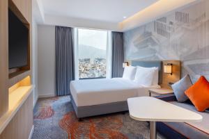Holiday Inn Express Kathmandu Naxal by IHG客房内的一张或多张床位