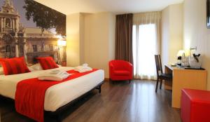 Postel nebo postele na pokoji v ubytování ELE Enara Boutique Hotel