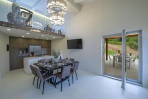 Kuchyň nebo kuchyňský kout v ubytování Villa Terra di Siena - Homelike Villas