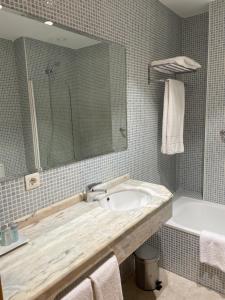Koupelna v ubytování Hotel Camino Real
