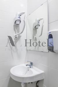 Un baño de AYZ Ulises - Auto check-in property