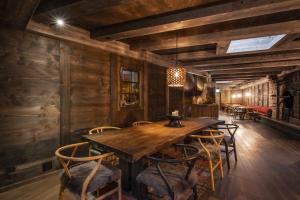 Posezení v ubytování Hotel Restaurant Bänklialp