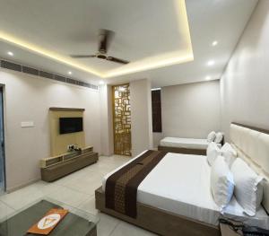 Hotel Annpurna Regency客房内的一张或多张床位
