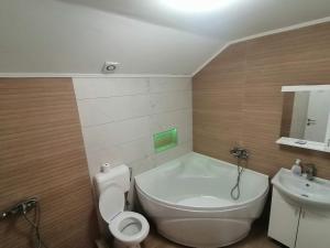 Kopalnica v nastanitvi Apartman Ika 9N