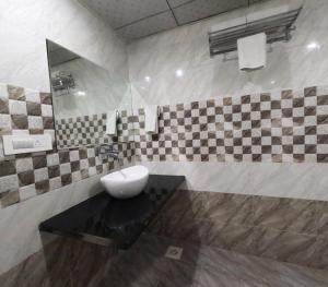 Hotel Annpurna Regency的一间浴室
