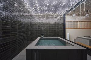 大阪KONJAKUSO Osaka Tengachaya "NIHONCHA" Tea & Relax的相册照片
