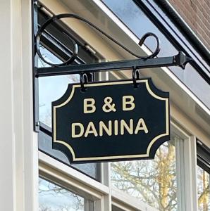 Afbeelding uit fotogalerij van Bed & Breakfast Danina in Sassenheim