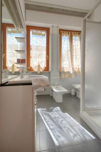 Koupelna v ubytování Residence Palazzo Gasparroni