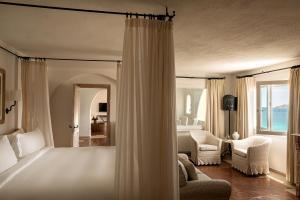 Et sittehjørne på Romazzino, A Belmond Hotel, Costa Smeralda