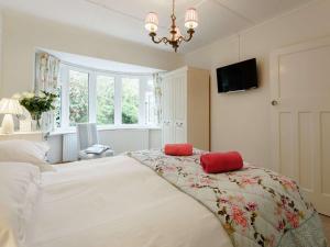 Giường trong phòng chung tại 2 bed in Bexhill on Sea 82747