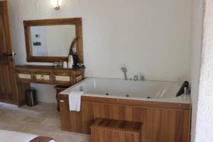 Gallery image of Aura Village Alaçatı in Alacati +38 photos