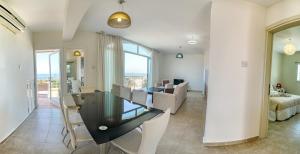 Gallery image of Joya Cyprus Majestic Penthouse Apartment in Saint Amvrosios