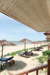 Gallery image of Pranee Beach Bungalows in Ko Kho Khao