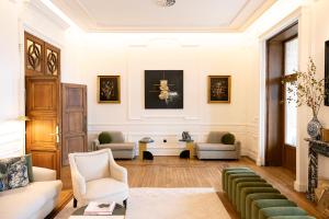 Гостиная зона в Palacio Arriluce Hotel - The Leading Hotels of the World