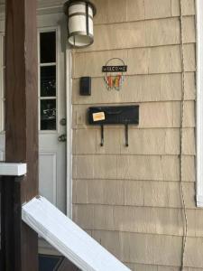 Afbeelding uit fotogalerij van Intimate 1 Bedroom Apt by UHS in Binghamton