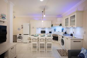 Dapur atau dapur kecil di The Nautical Nook