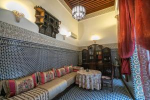 Posezení v ubytování Riad La Perle De La Médina