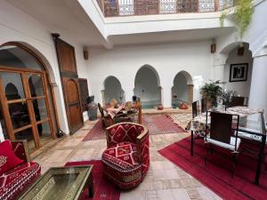 Posezení v ubytování Riad Villa El Arsa