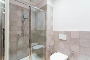 A bathroom at Keys of Italy / Valpetrosa 10 - Touch of Elegance