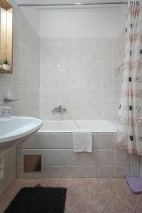 Galeriebild der Unterkunft Apartment Sukosan 5863a in Sukošan