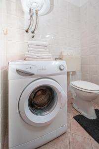 Galeriebild der Unterkunft Apartment Sukosan 5863a in Sukošan