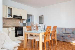 Galeriebild der Unterkunft Apartment Sukosan 5863a in Sukošan
