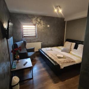 Postel nebo postele na pokoji v ubytování Vila Estera Therme Balotesti