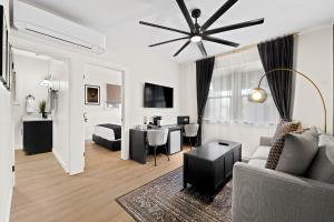 Μια τηλεόραση ή/και κέντρο ψυχαγωγίας στο Hotel Zindel