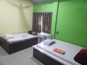 Φωτογραφία από το άλμπουμ του Prakriti neerh σε Jyoti Gaon +12 φωτογραφίες