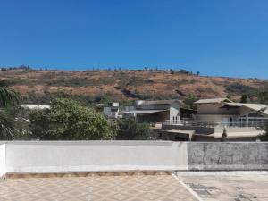 Fotografie z fotogalerie ubytování Ivy Dreams Villa, 4 BHK with Indoor Pool, Tungarli, Lonavala v destinaci Lonavala + 29 fotografií