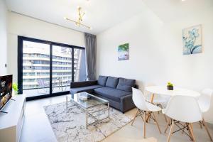 Fotografie z fotogalerie ubytování Homesgetaway - Ultraluxury 1BR in Binghatti Creek - Al Jaddaf v Dubaji