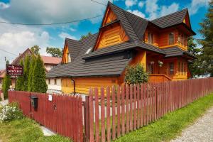 Budynek, w którym mieści się apartament